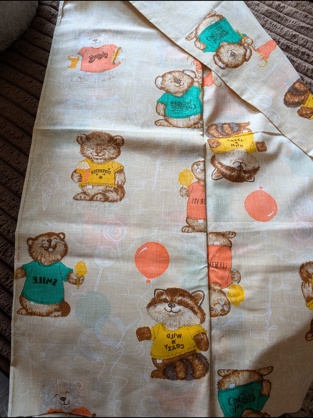 Shirt Tales Vintage Fabric. 4.5 Yards By 45 In